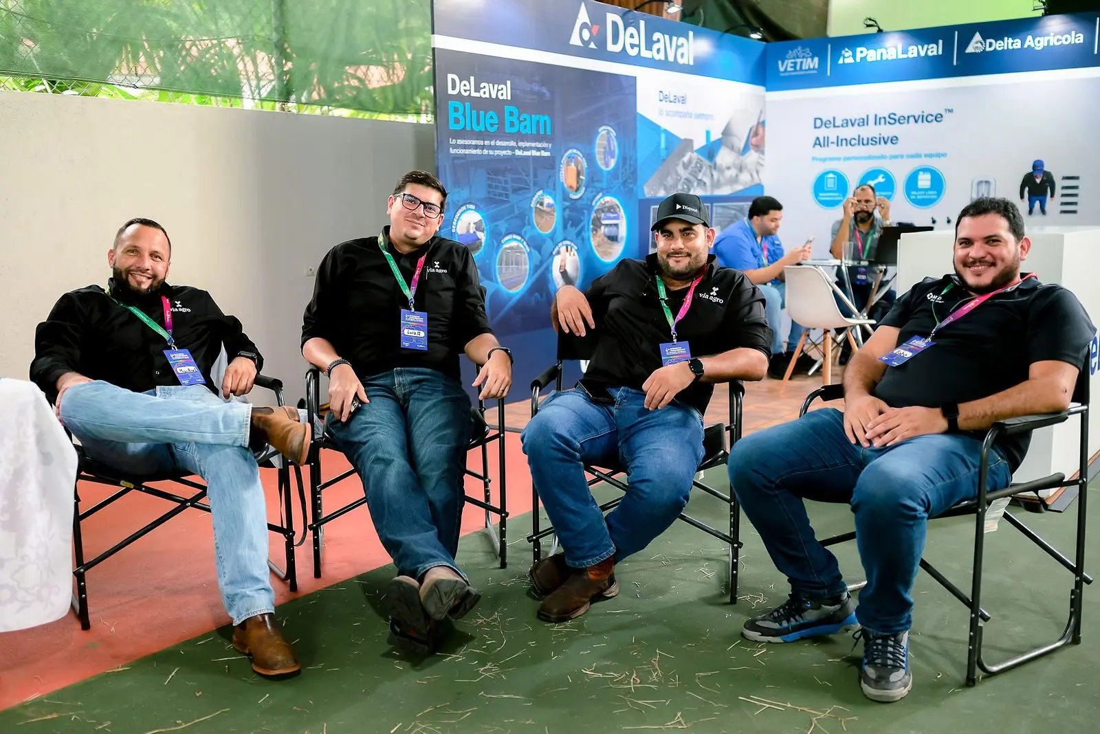 Panel de expositores del evento